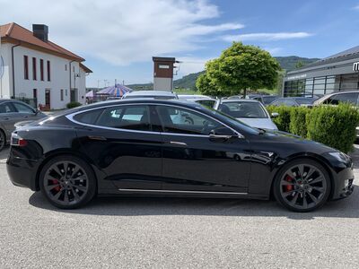 Tesla Model S Gebrauchtwagen