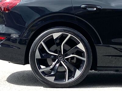 Audi e-tron Gebrauchtwagen