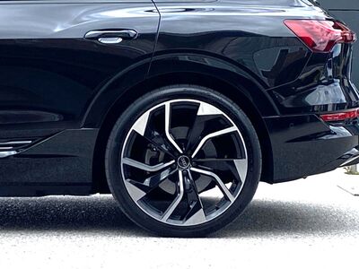 Audi e-tron Gebrauchtwagen