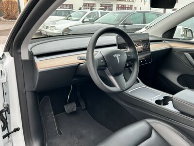 Tesla Model Y Gebrauchtwagen
