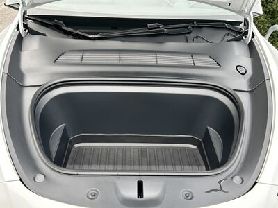 Tesla Model Y Gebrauchtwagen