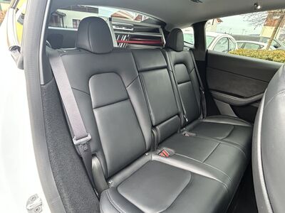Tesla Model Y Gebrauchtwagen