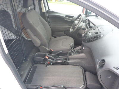 Ford Transit Courier Gebrauchtwagen Ford Transit Courier Gebrauchtwagen