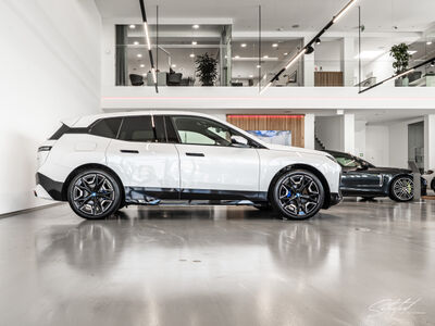 BMW iX Gebrauchtwagen