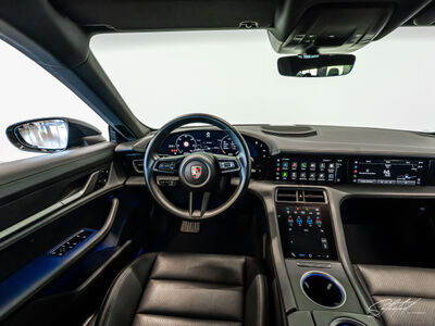 Porsche Taycan Gebrauchtwagen