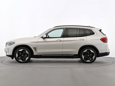 BMW iX3 Gebrauchtwagen