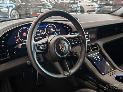 Porsche Taycan Gebrauchtwagen