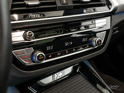BMW iX3 Gebrauchtwagen