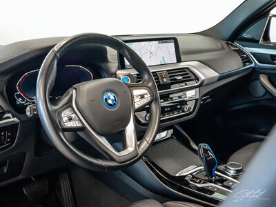 BMW iX3 Gebrauchtwagen
