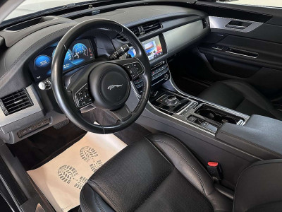 Jaguar XF Gebrauchtwagen