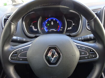 Renault Scénic Gebrauchtwagen