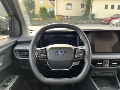 Ford Tourneo Courier Vorführwagen