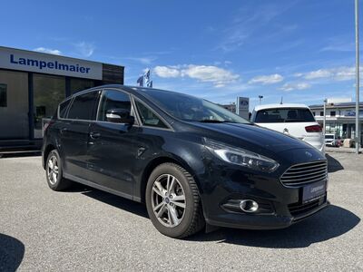 Ford S-MAX Gebrauchtwagen