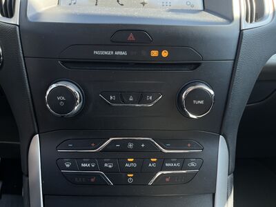 Ford S-MAX Gebrauchtwagen Ford S-MAX Gebrauchtwagen