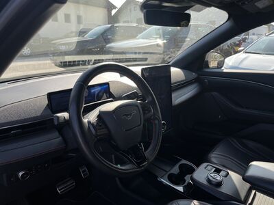 Ford Mustang Mach-E Gebrauchtwagen