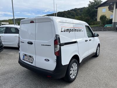 Ford Transit Courier Vorführwagen Ford Transit Courier Vorführwagen