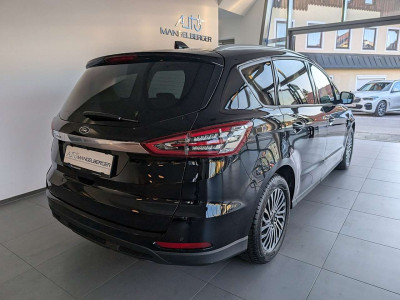 Ford S-MAX Gebrauchtwagen