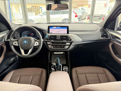 BMW iX3 Gebrauchtwagen