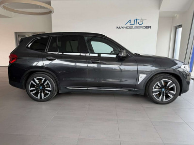 BMW iX3 Gebrauchtwagen