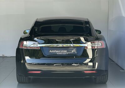 Tesla Model S Gebrauchtwagen