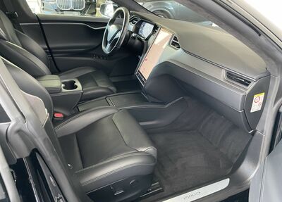 Tesla Model S Gebrauchtwagen