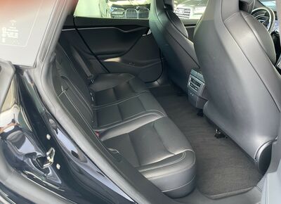 Tesla Model S Gebrauchtwagen
