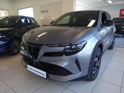 Alfa Romeo Junior Vorführwagen