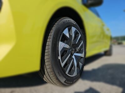 Peugeot 208 Tageszulassung