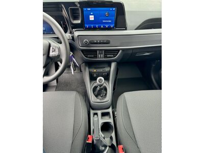 Ford Transit Courier Neuwagen Ford Transit Courier Neuwagen