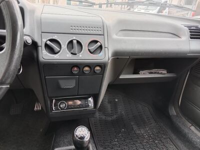 Peugeot 205 Oldtimer Peugeot 205 Oldtimer