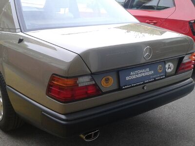 Mercedes-Benz E-Klasse Oldtimer