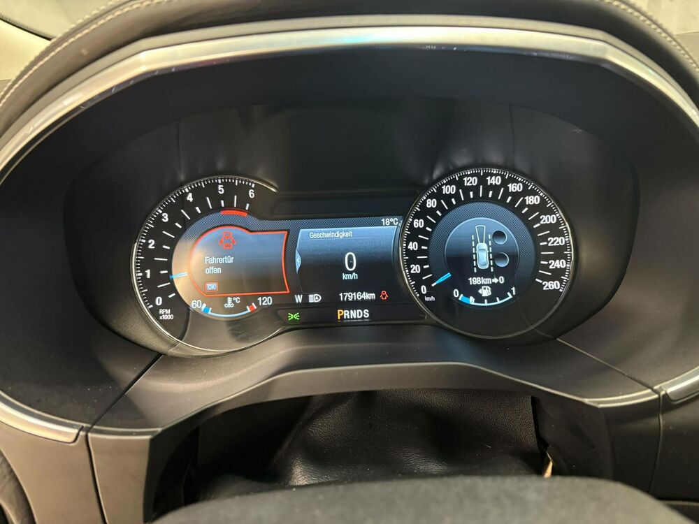 Ford Edge 4x4 Vignale – Bild 10