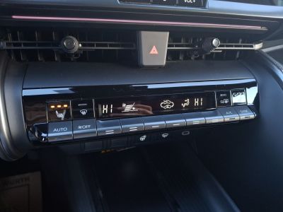 Toyota C-HR Gebrauchtwagen