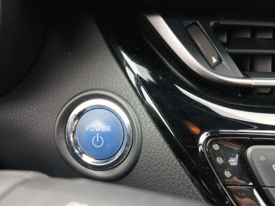 Toyota C-HR Gebrauchtwagen