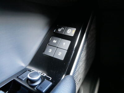 Land Rover Range Rover Velar Gebrauchtwagen