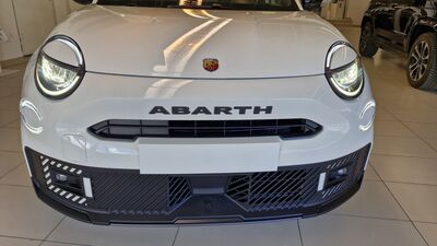 Abarth 600e Vorführwagen