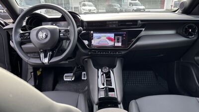 Alfa Romeo Junior Vorführwagen