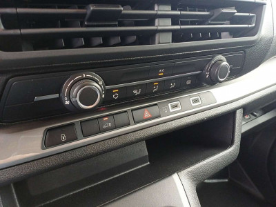 Opel Vivaro Tageszulassung