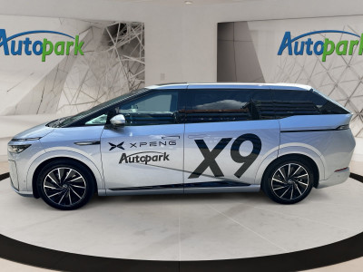 Xpeng X9 Vorführwagen