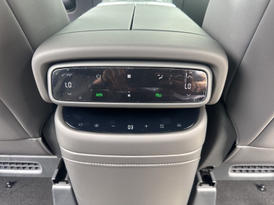 Xpeng X9 Neuwagen