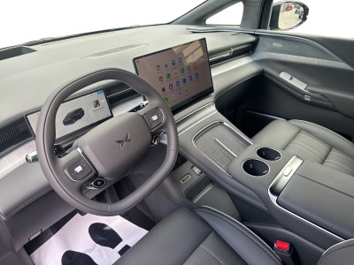 Xpeng X9 Neuwagen