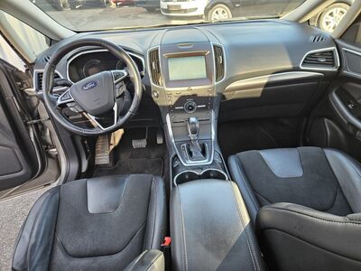 Ford S-MAX Gebrauchtwagen