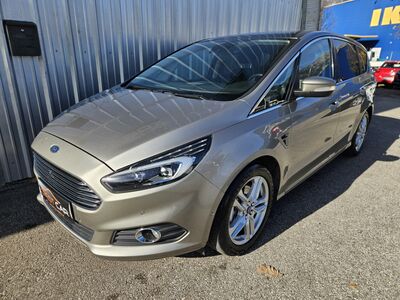 Ford S-MAX Gebrauchtwagen