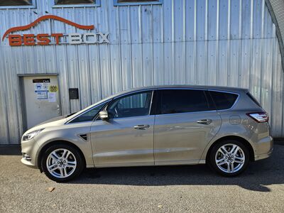 Ford S-MAX Gebrauchtwagen