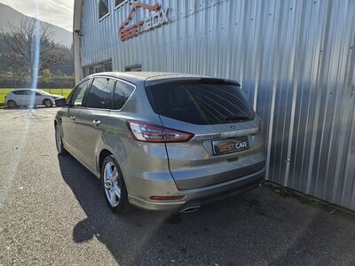 Ford S-MAX Gebrauchtwagen