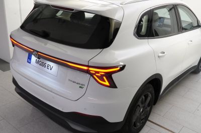 MG MGS5 EV Neuwagen