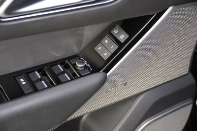 Land Rover Range Rover Velar Gebrauchtwagen