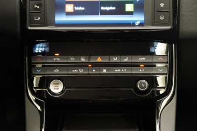 Jaguar XE Gebrauchtwagen