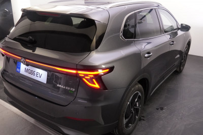 MG MGS5 EV Neuwagen