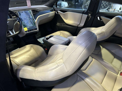 Tesla Model S Gebrauchtwagen